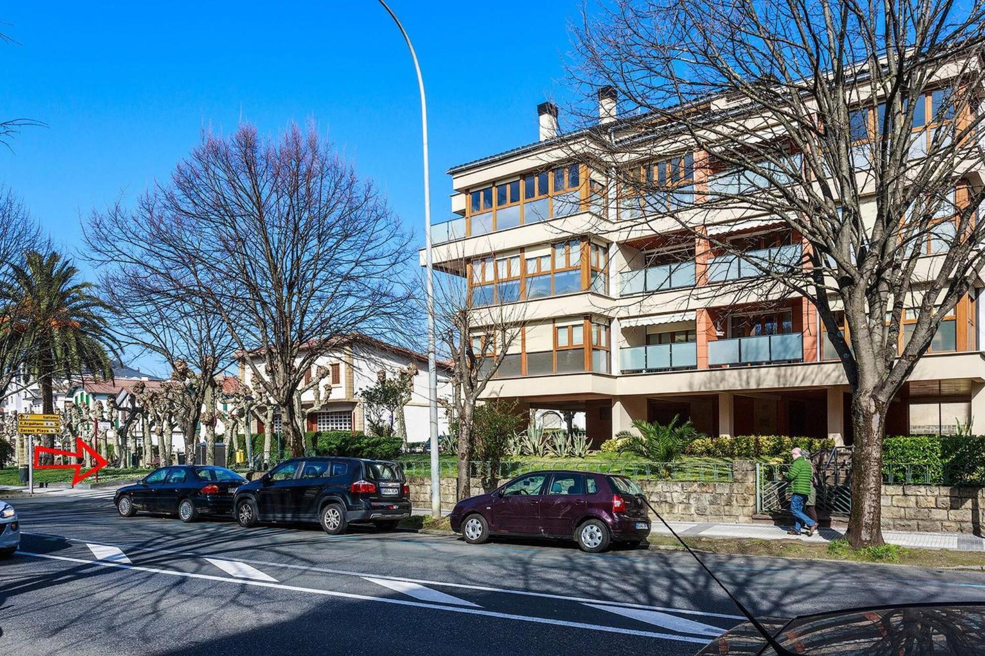 Earra - Casa Damatxo, Terraza, 1 Minuto A La Playa, Zona Tranquila Lägenhet Zarautz Exteriör bild