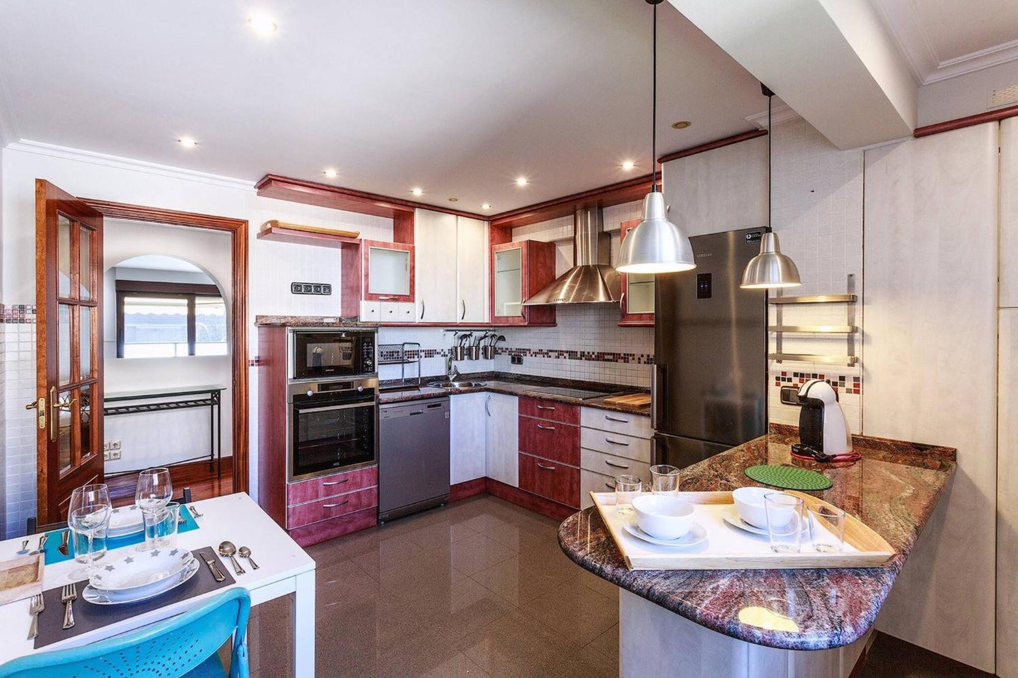Earra - Casa Damatxo, Terraza, 1 Minuto A La Playa, Zona Tranquila Lägenhet Zarautz Exteriör bild